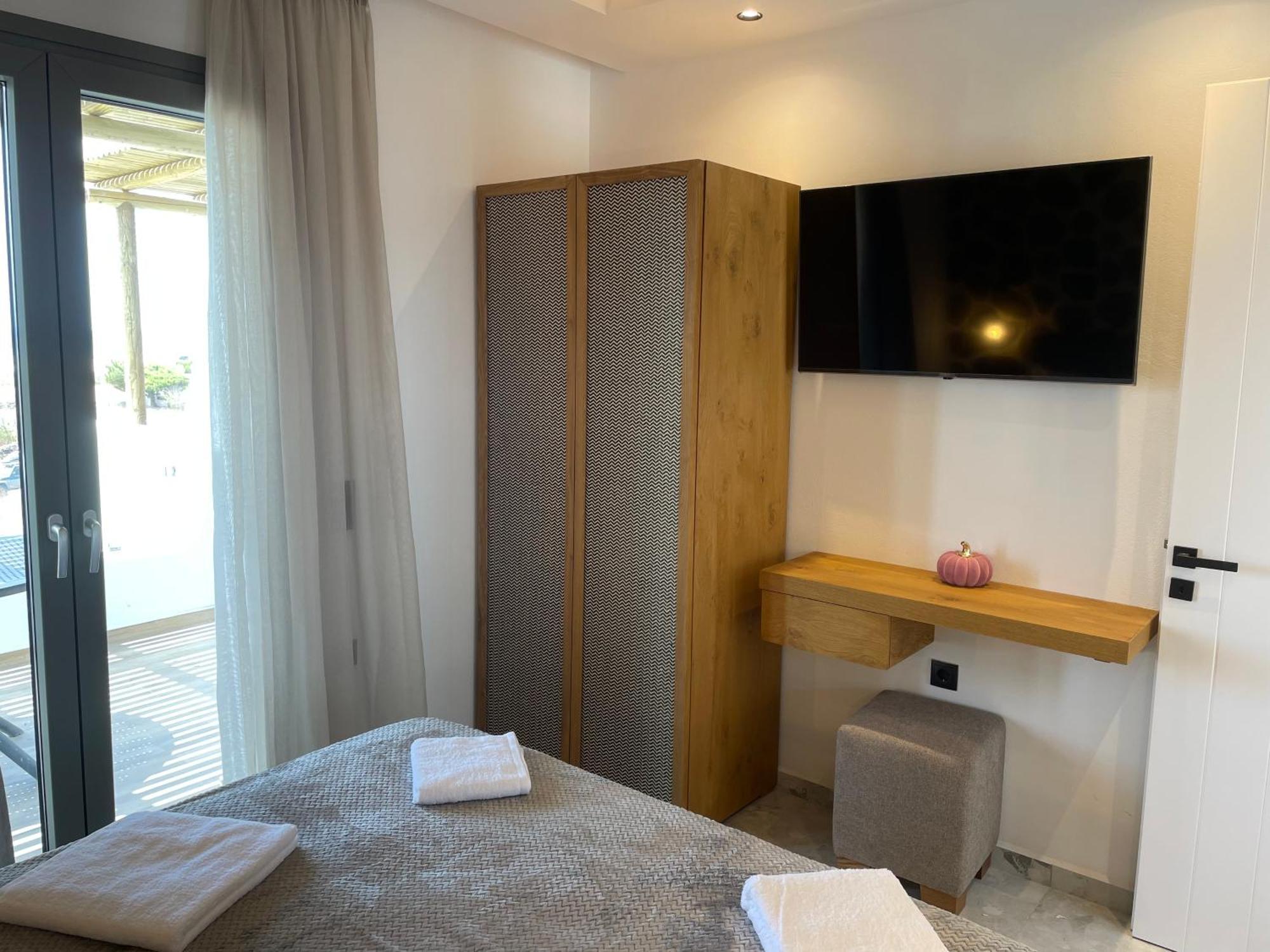 Latramys Suites Mikri Vigla Exterior foto