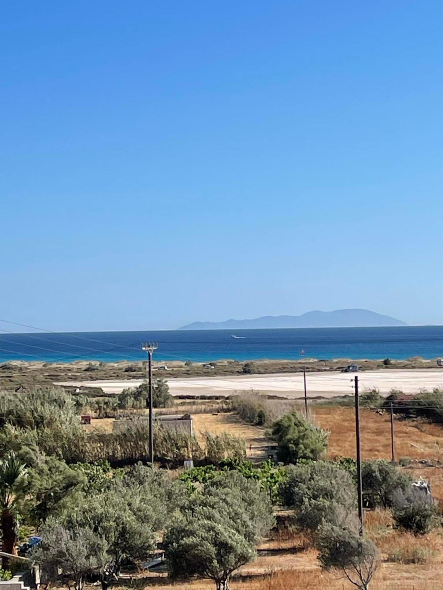 Latramys Suites Mikri Vigla Exterior foto